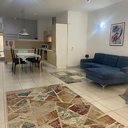 Sliema 2Bed With Backyard Apartman Kültér fotó